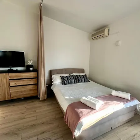 Cozy Schufit Apartmán *